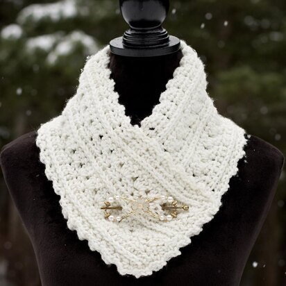 Primrose & Proper Cowl