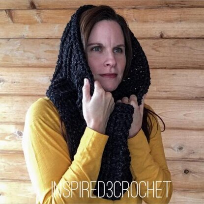 Oversized Crochet Cowl