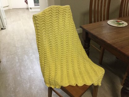 Knit Baby Blanket in Bernat Softee Baby Solids