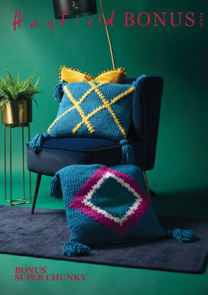 Diamond Tassel Cushions in Hayfield Bonus Super Chunky - 10676 - Downloadable PDF