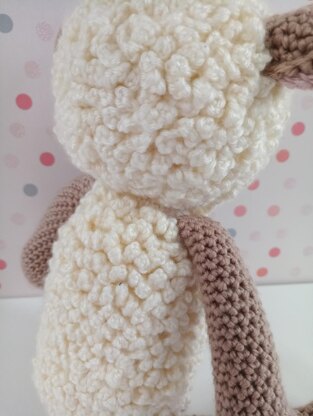 Crochet Wally the Lamb