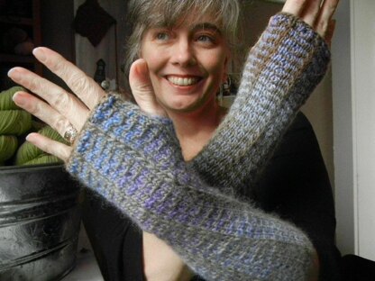 Radiator Fingerless Mitts