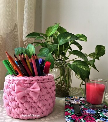 Zpaghetti (t-shirt) yarn basket- Oblique st-Pink