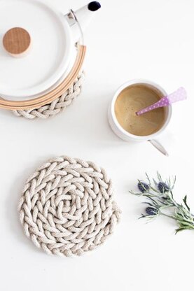 Finger Knit Trivet