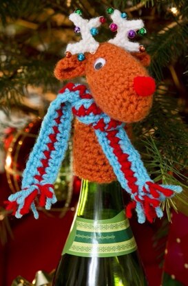 Fa-la-la-la-Reindeer Bottle Top in Red Heart Super Saver Economy Solids - LW3189