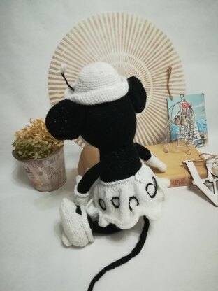 Knitting Pattern Minnie Mouse Steamboat Willie