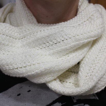 Elegance Lace Infinity Scarf