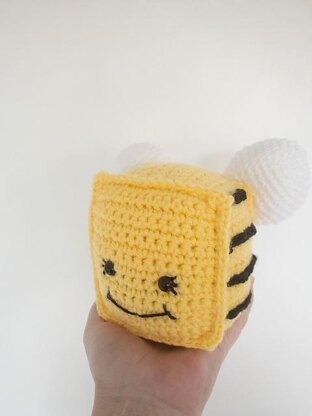 CuBoid: Bee