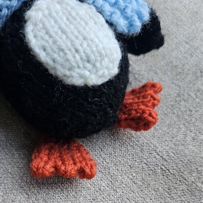 Knitted Penguin