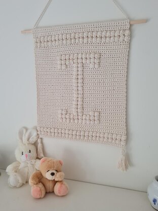 Letter I Wallhanging