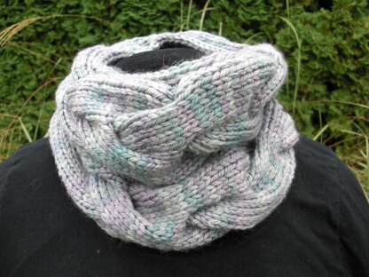 Anthropomorphic Infinity Scarf and Cowl