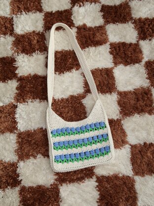 ‘Tulip stitch’ Flower garden bag