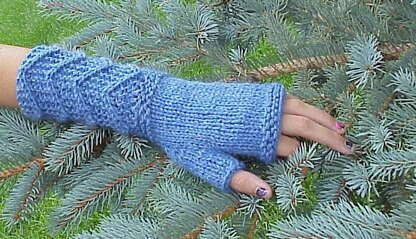 Zig 'n Zag Fingerless Mitts