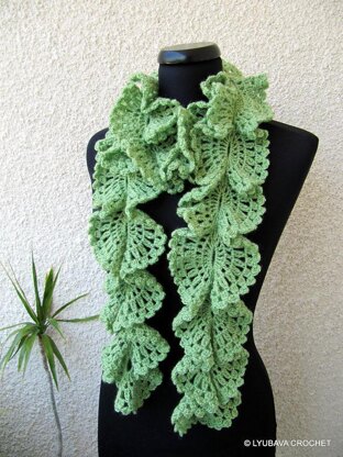 Ruffle Lace Scarf Tutorial