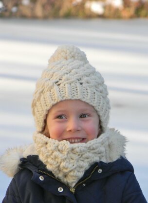 Whiteout Hat and Cowl Set