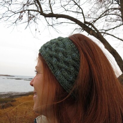 Seed Stitch Headband in Lion Brand Vanna's Glamour - L10658, Knitting  Patterns