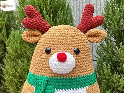 Christmas Pillow Reindeer