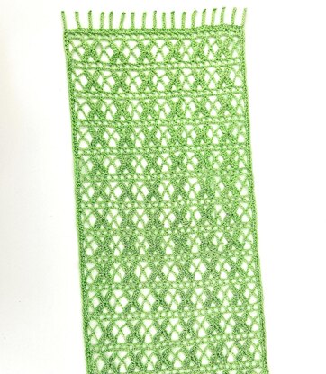 Clover Table Runner