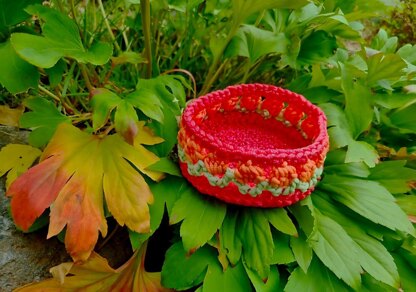 Tulip Stitch Round Basket