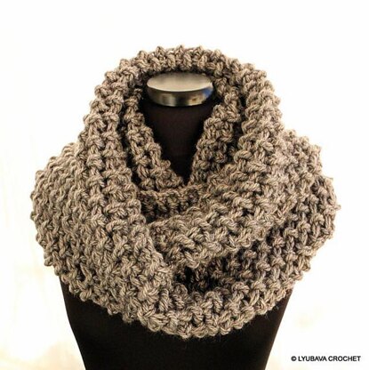 Chunky Crochet Circle Scarf Unisex