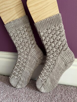 Diamond Smock Socks