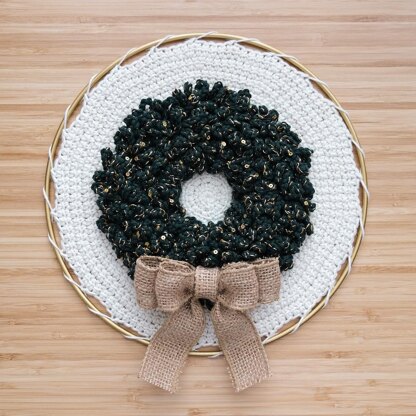 The Cozy Knot Christmas Wreath