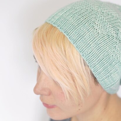 Triangle Texture Hat - knitting pattern
