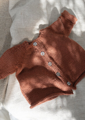 Little Lamb Cardigan in Rowan Baby Cashsoft Merino (DE) - RB002-00006-DEP - Downloadable PDF