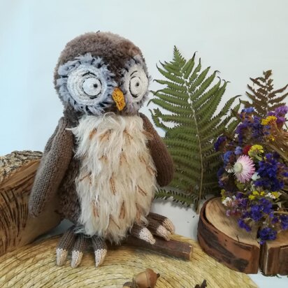 Toy knitting patterns - Knit your Owl from the book about Winnie the Pooh,11 inc - knitting pattern