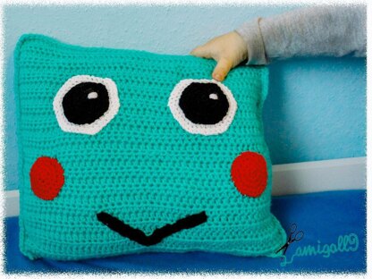 Crochet pattern frog cushion