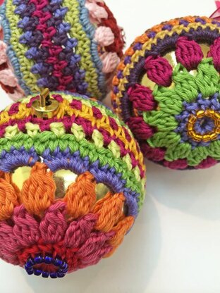 Crochet christmas bauble