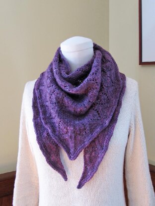 Amphorae Shawl