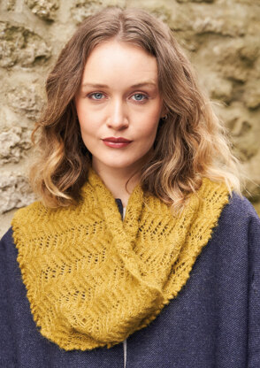 Dusty Cowl in Rowan Alpaca Classic - ZB328-00003-ENPFRP - Downloadable PDF