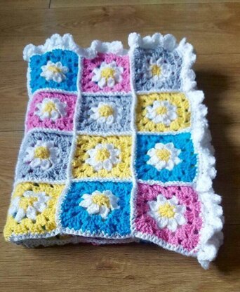 Flowery Granny Square Blanket