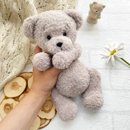 Cute teddy bear