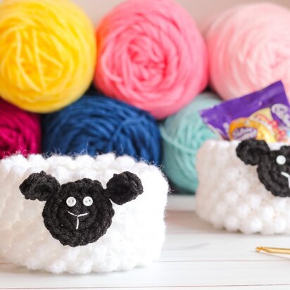 Lamb Cup Mini Basket