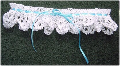 Knitted Wedding Horseshoe and Garter