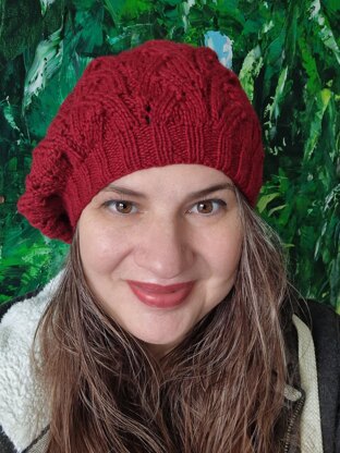 Compass Arrow Beret