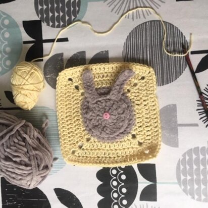 Bunny granny square