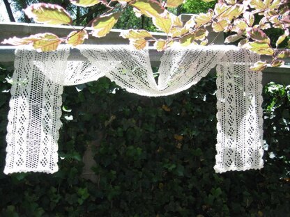 Diamonds are Forever, Lace Scarf