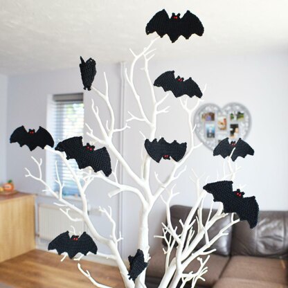 Vampire Bat Ornament. Twig Tree Decor. Halloween Home Decoration