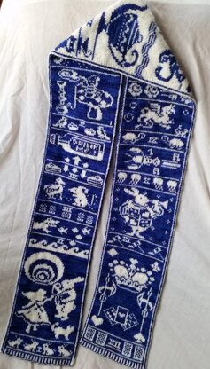 Wonderland Adventure Scarf