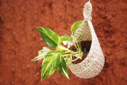 Crochet Hanging Basket