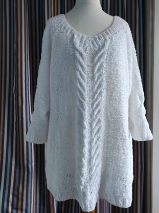 Knitting instructions for a white jumper with cable and twist patterns. Size XXXL.