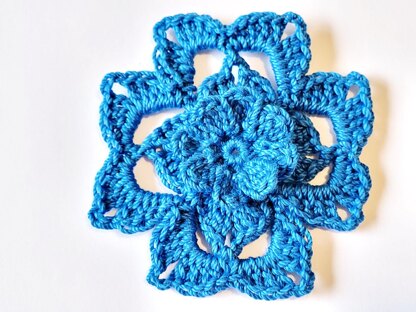 Flower granny square