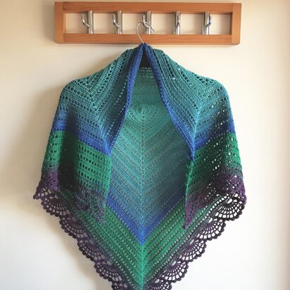 The Peafowl Feathers Shawl