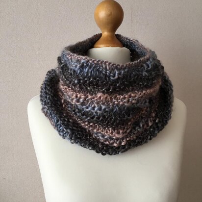 Sirdar Cowl