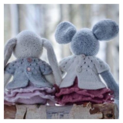 Bloomers and blouse for doll