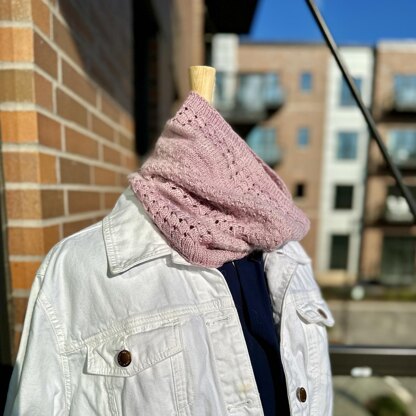 Third Street Cowl