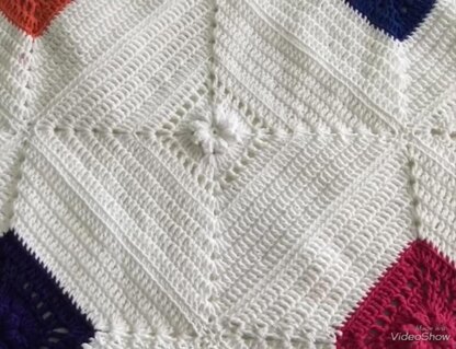 Diamond Granny Baby Blanket N 347